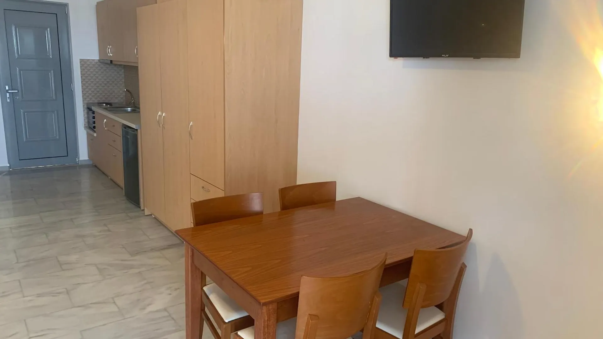 Marel Apartments Rethymno  Aparthotel